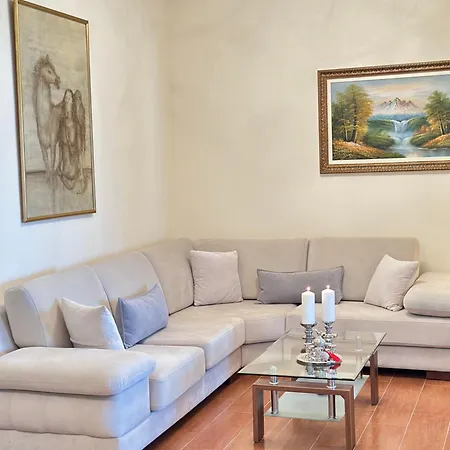 Apartment Perla Penthouse Sea View